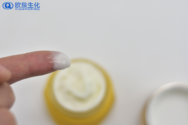 美妝廠家：活性修護(hù)霜的作用你知道嗎？-歐泉生化