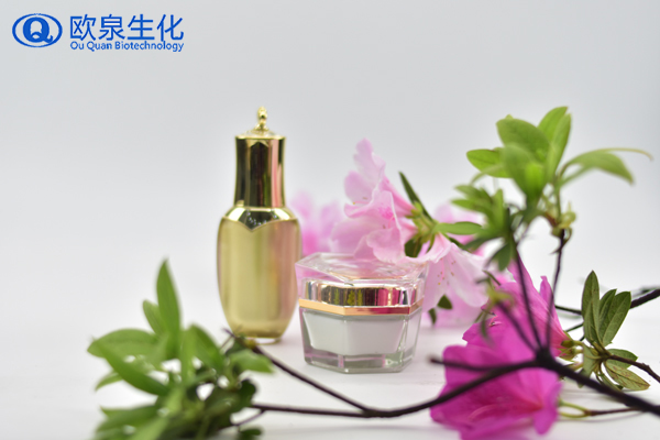 美妝廠家：爽膚水跟化妝水是一樣的嗎？-歐泉生化